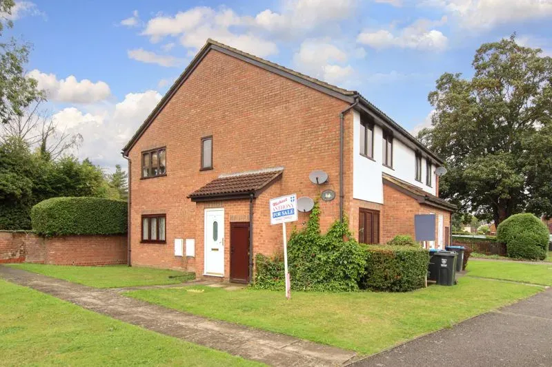 1 bed property for sale — Church Lane, Kings Langley, Hertfordshire, WD4 8JL