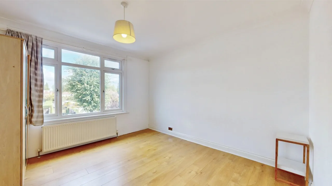 Kings Avenue, Greenford, UB6, photo 15