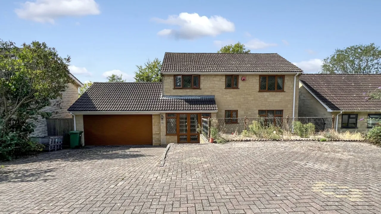 4 bed house for sale, The Downlands, Warminster, BA12