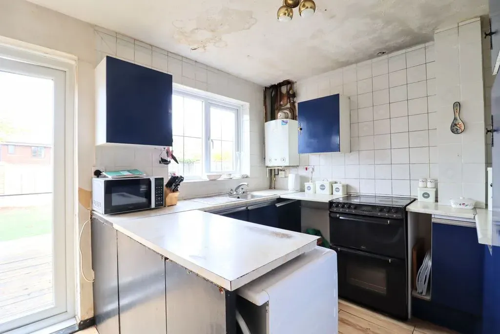 Perracombe, Furzton, Milton Keynes, Buckinghamshire, MK4 1EP, photo 7