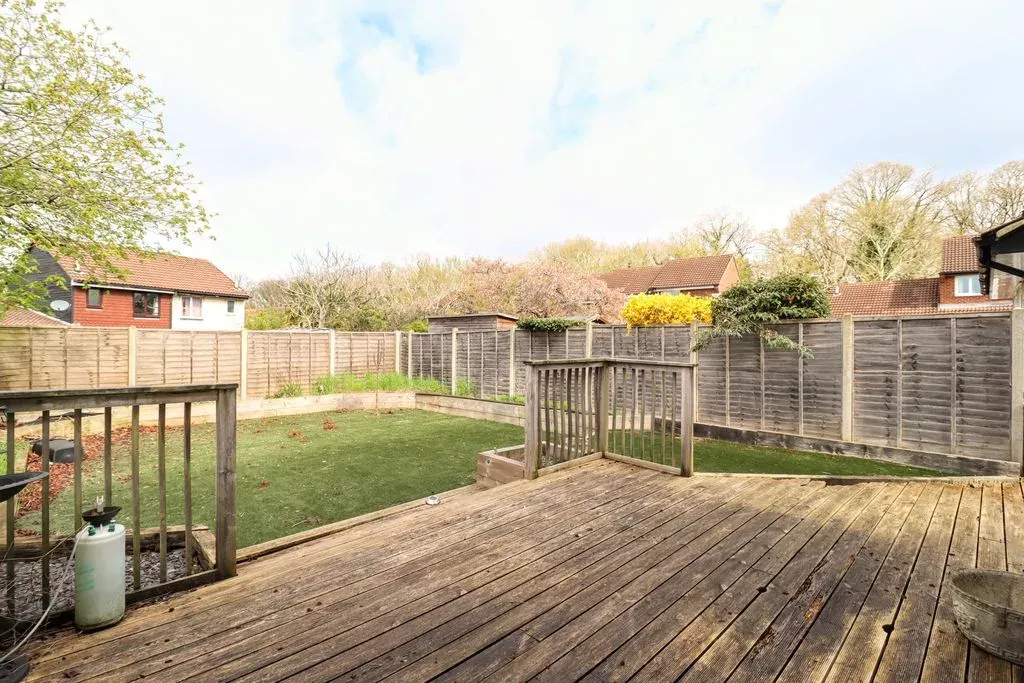 Perracombe, Furzton, Milton Keynes, Buckinghamshire, MK4 1EP, photo 4