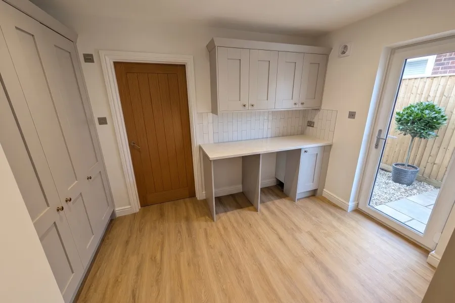 Fellow Green Road, Woking, GU24, photo 8