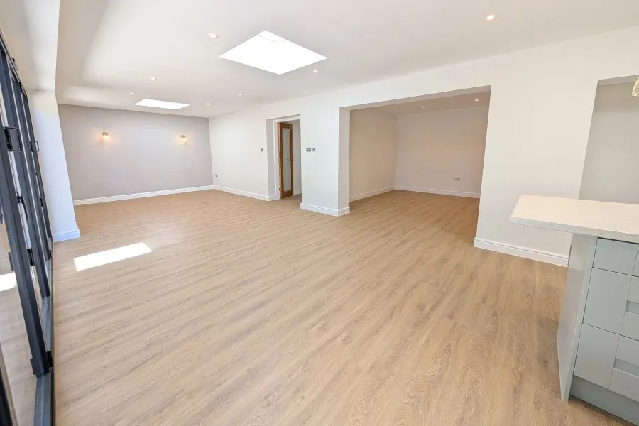 Fellow Green Road, Woking, GU24, photo 5