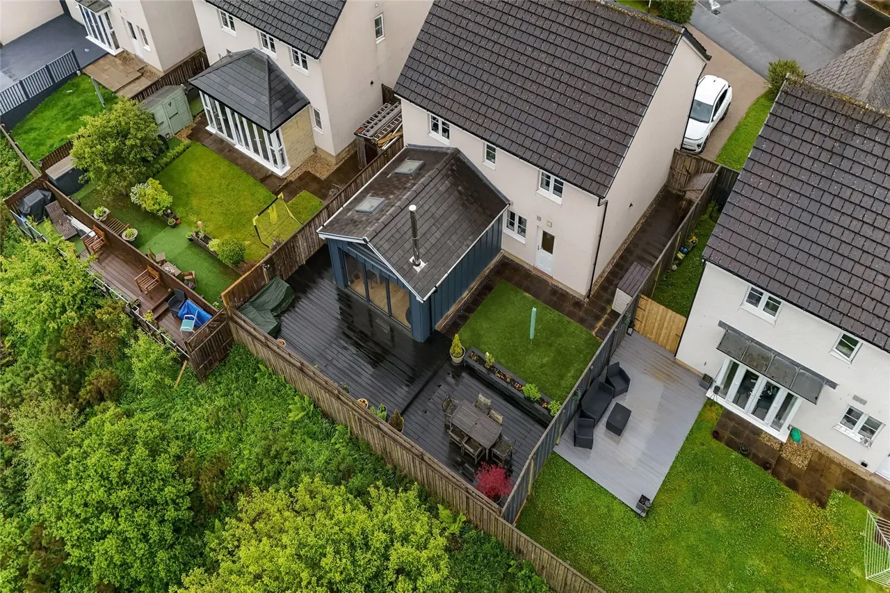 Kingsbarns Gardens, Cumbernauld, Glasgow, North Lanarkshire, G68, photo 23