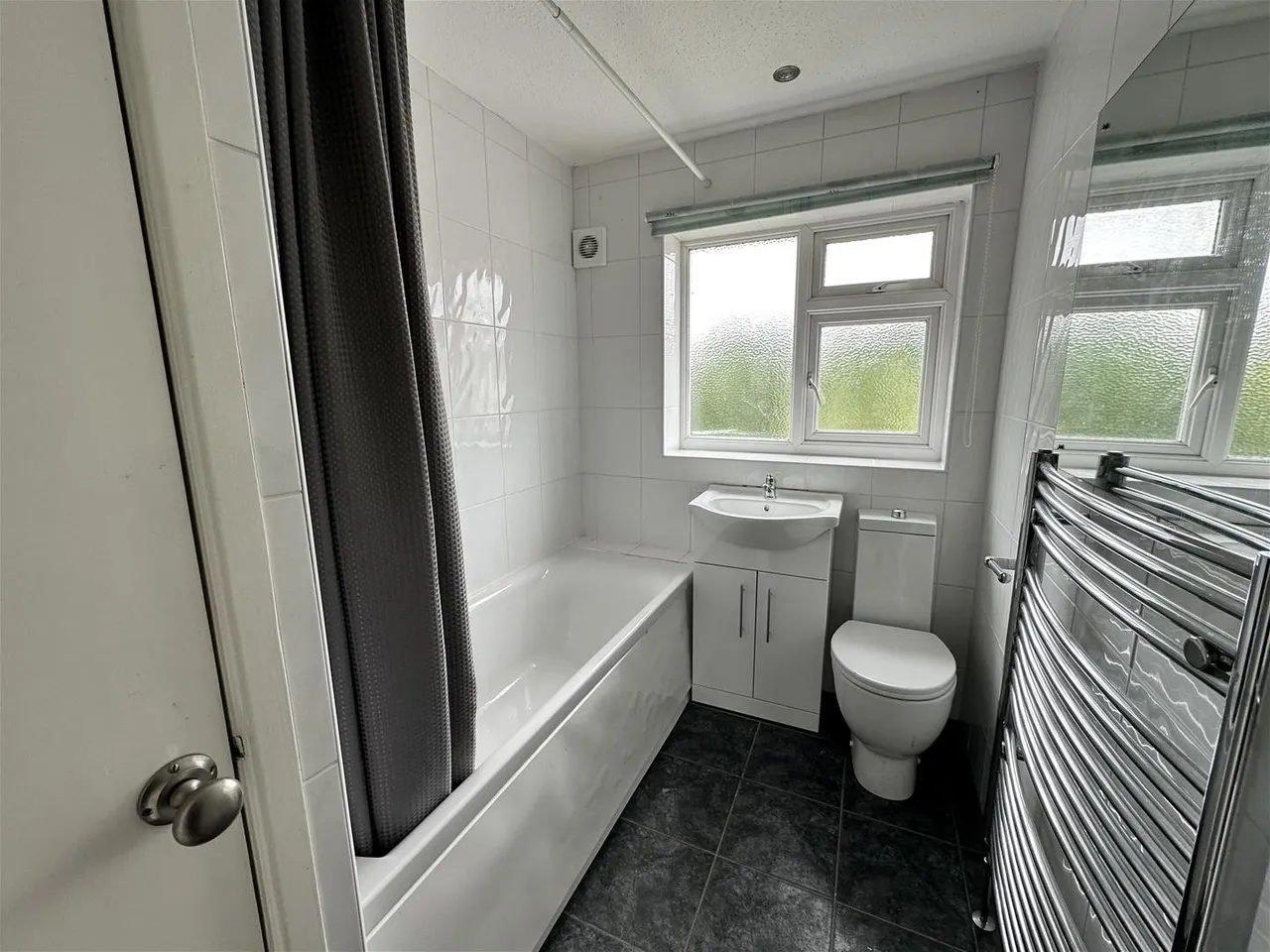 Plover Drive Broadheath, Altrincham WA14 5NW, photo 6