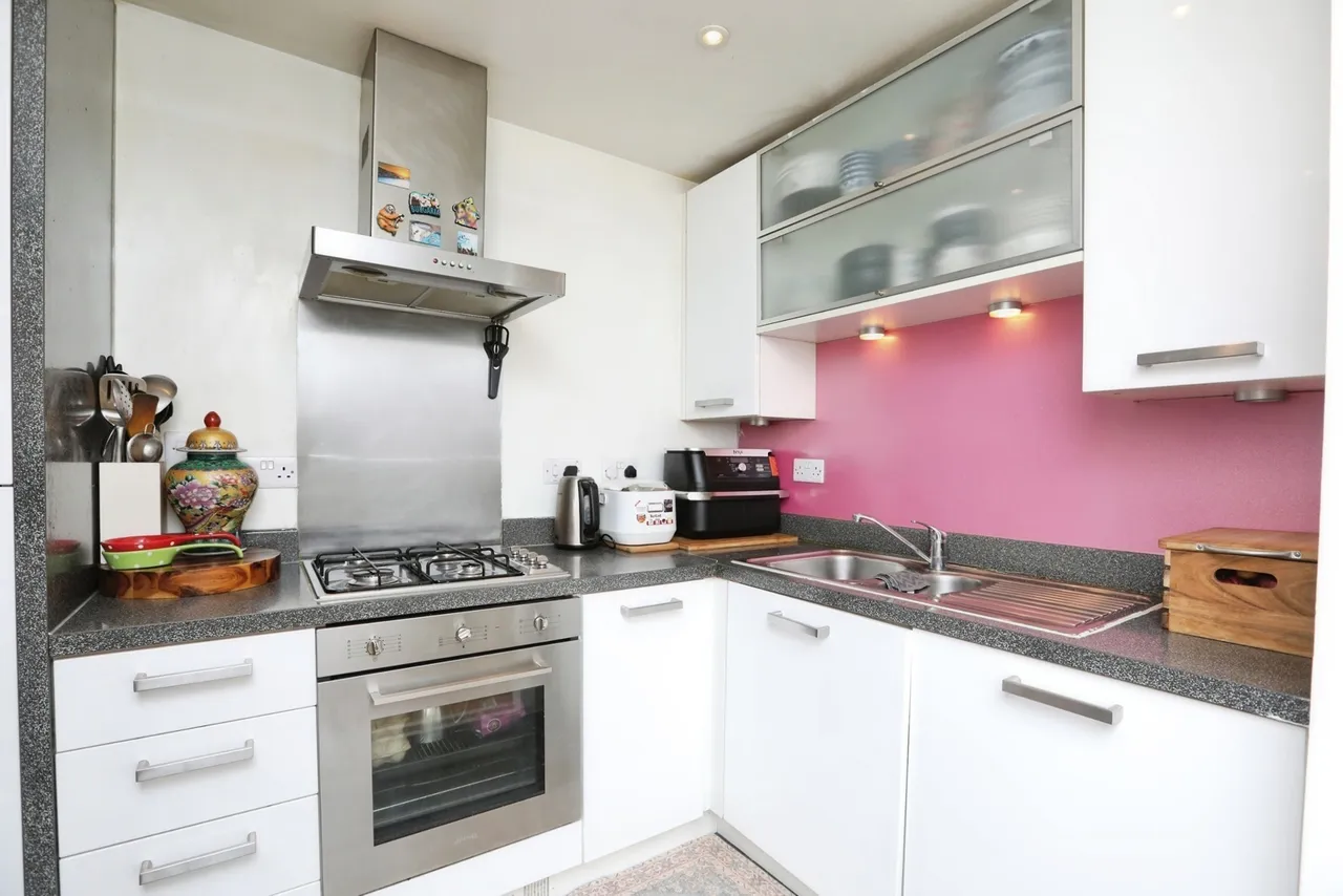 Trinity Way, MAIDSTONE, Kent, ME15, photo 2