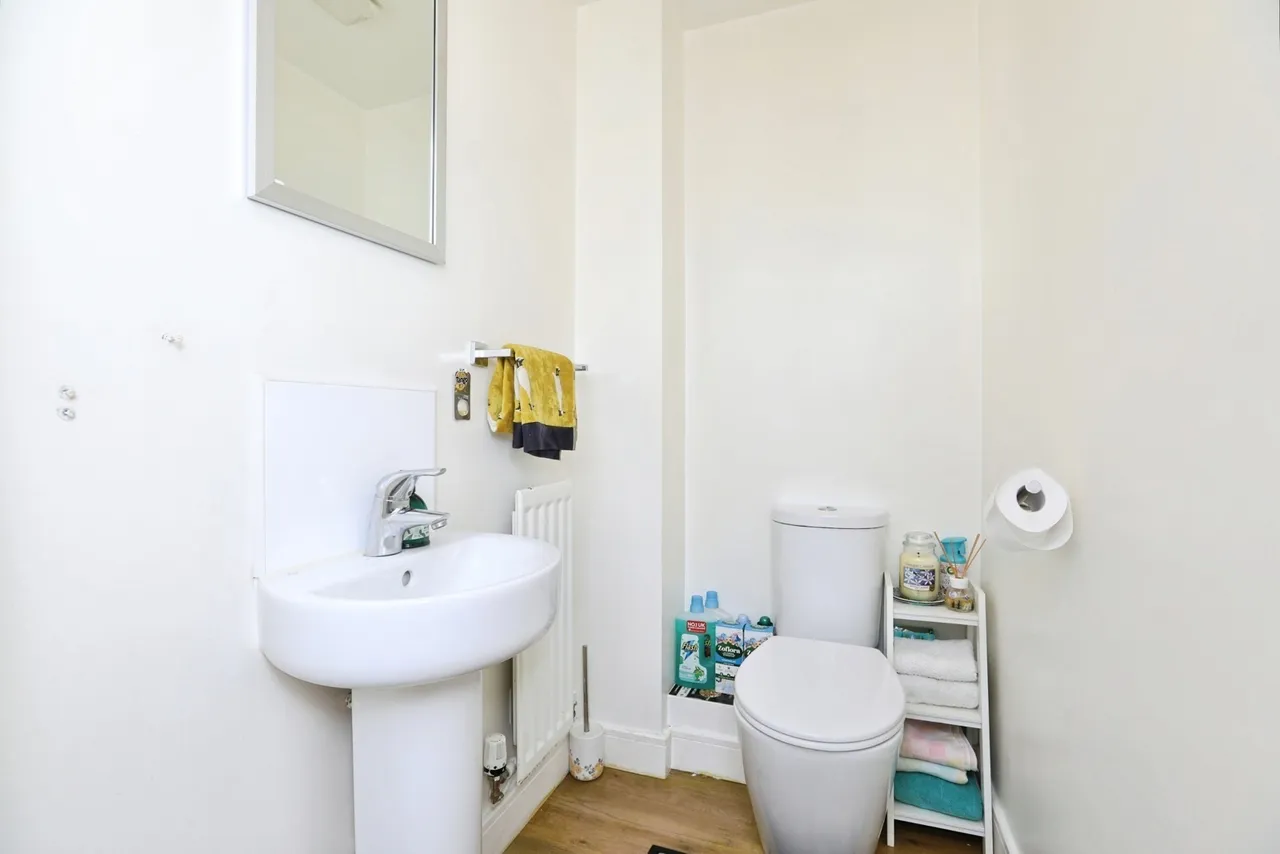 Trinity Way, MAIDSTONE, Kent, ME15, photo 9