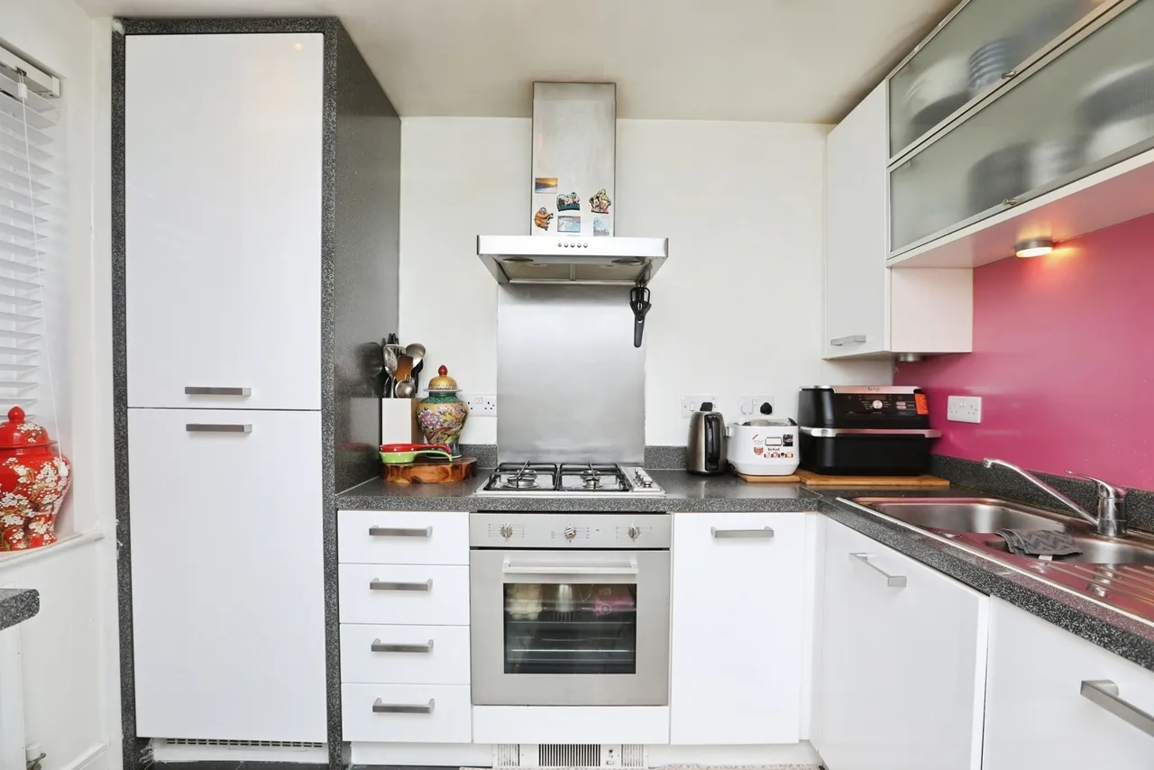 Trinity Way, MAIDSTONE, Kent, ME15, photo 12