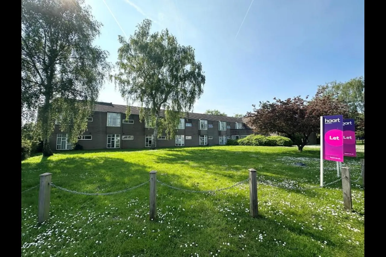 1 bed flat to rent, Blythe House, Bracknell, RG12