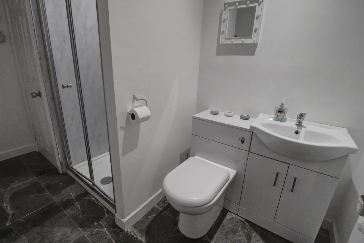 Ivychurch Crescent, Leicester, LE5, photo 9