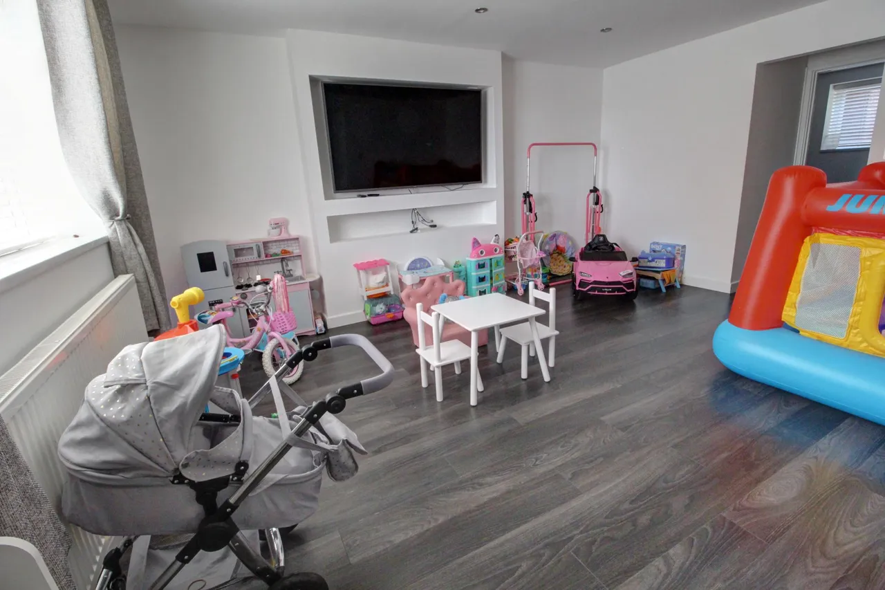 Ivychurch Crescent, Leicester, LE5, photo 5