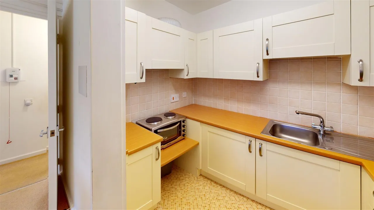 Jasmine Court, Horsham, West Sussex RH12 1AX, photo 6