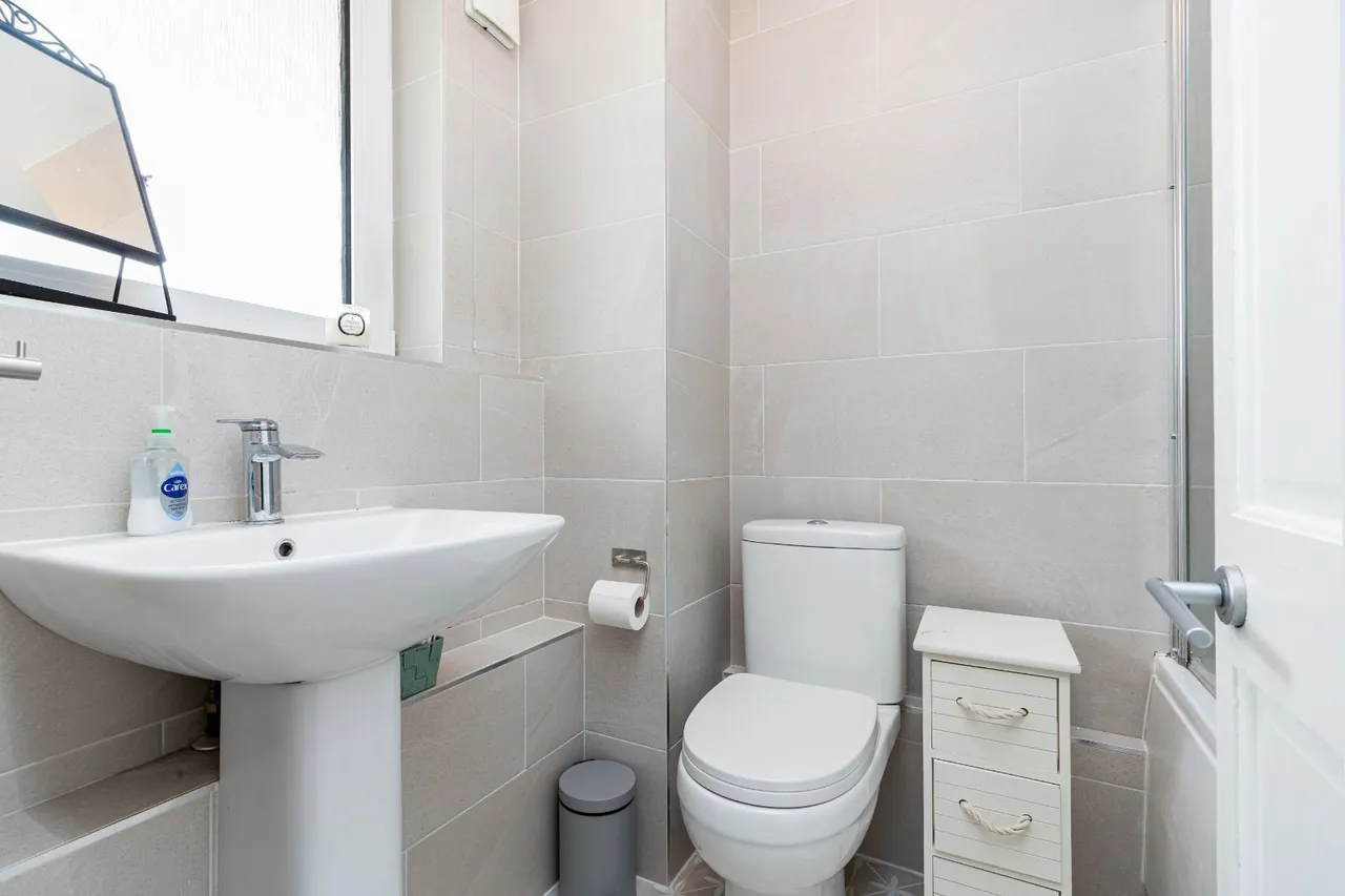 Morgan Court, Battersea High Street, Battersea, SW11, photo 6