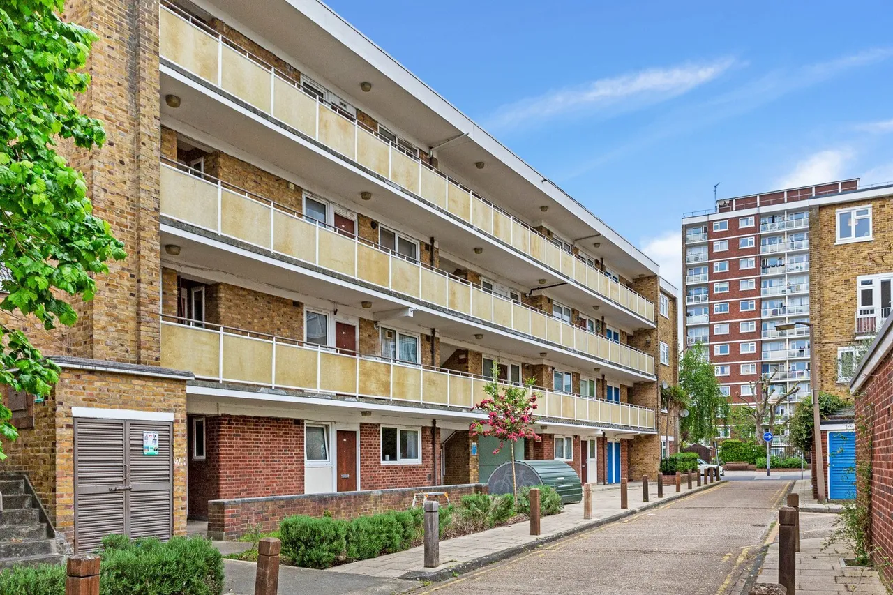 Morgan Court, Battersea High Street, Battersea, SW11, photo 12