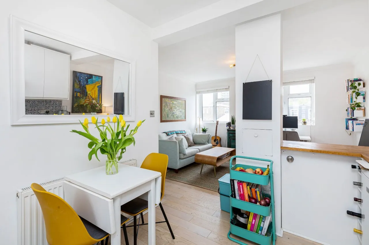 Morgan Court, Battersea High Street, Battersea, SW11, photo 8