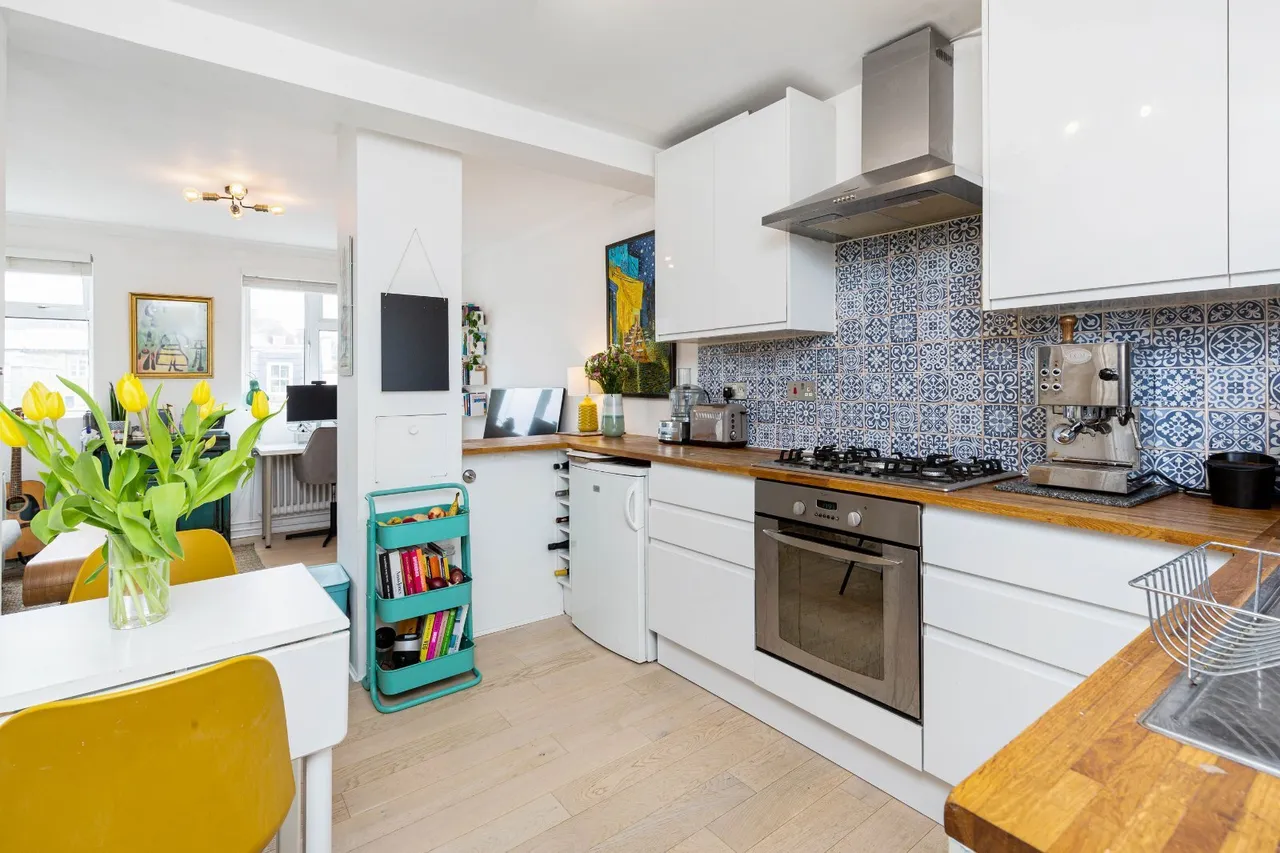 Morgan Court, Battersea High Street, Battersea, SW11, photo 9