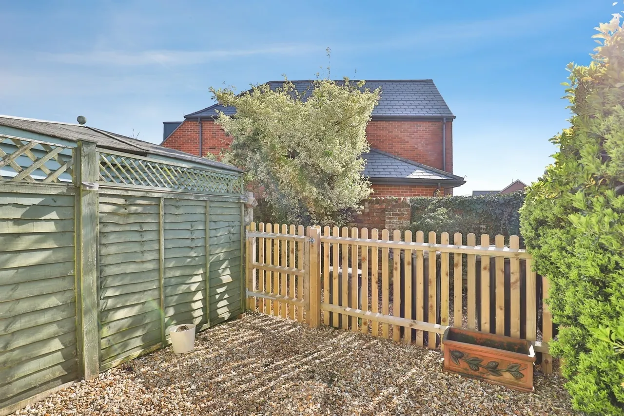 New Street, Ringwood, BH24, photo 16