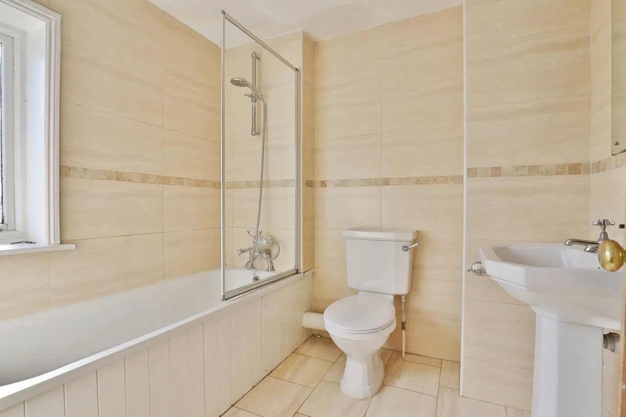 New Street, Ringwood, BH24, photo 8