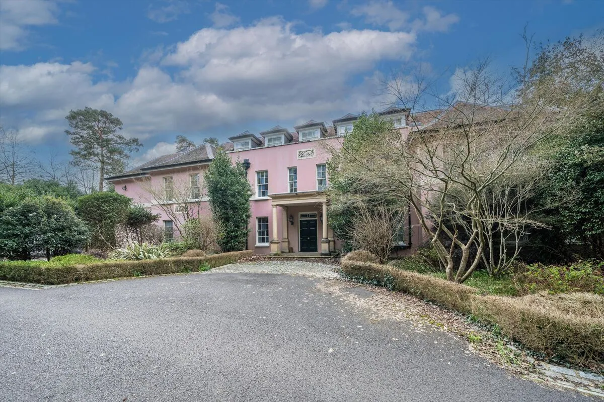 West Drive, Wentworth, GU25, photo 4