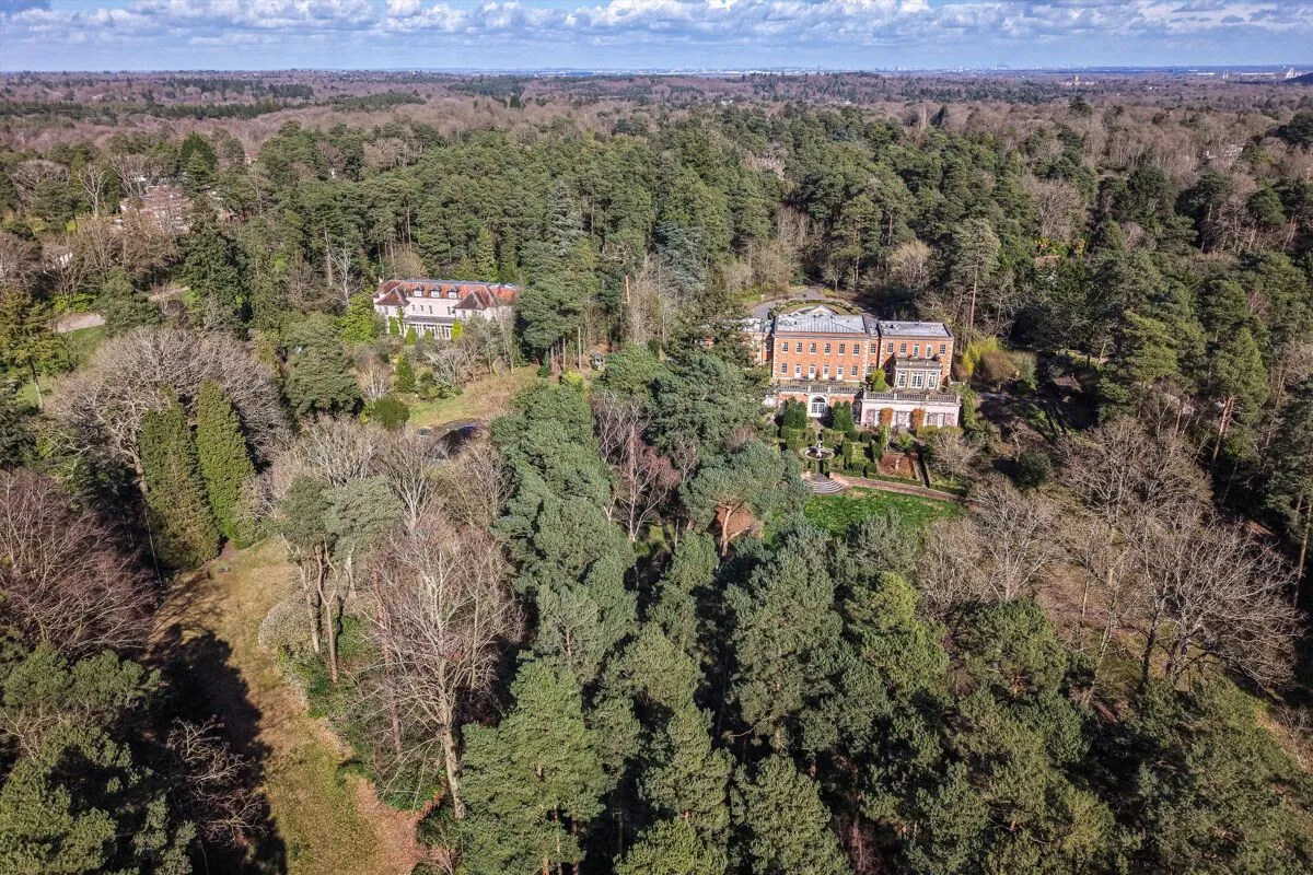West Drive, Wentworth, GU25, photo 12