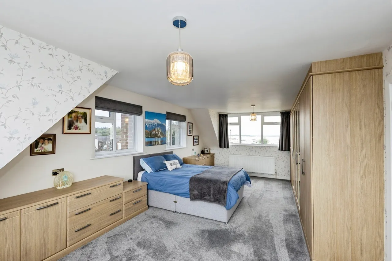 Eastoke Avenue, Hayling Island, PO11, photo 10