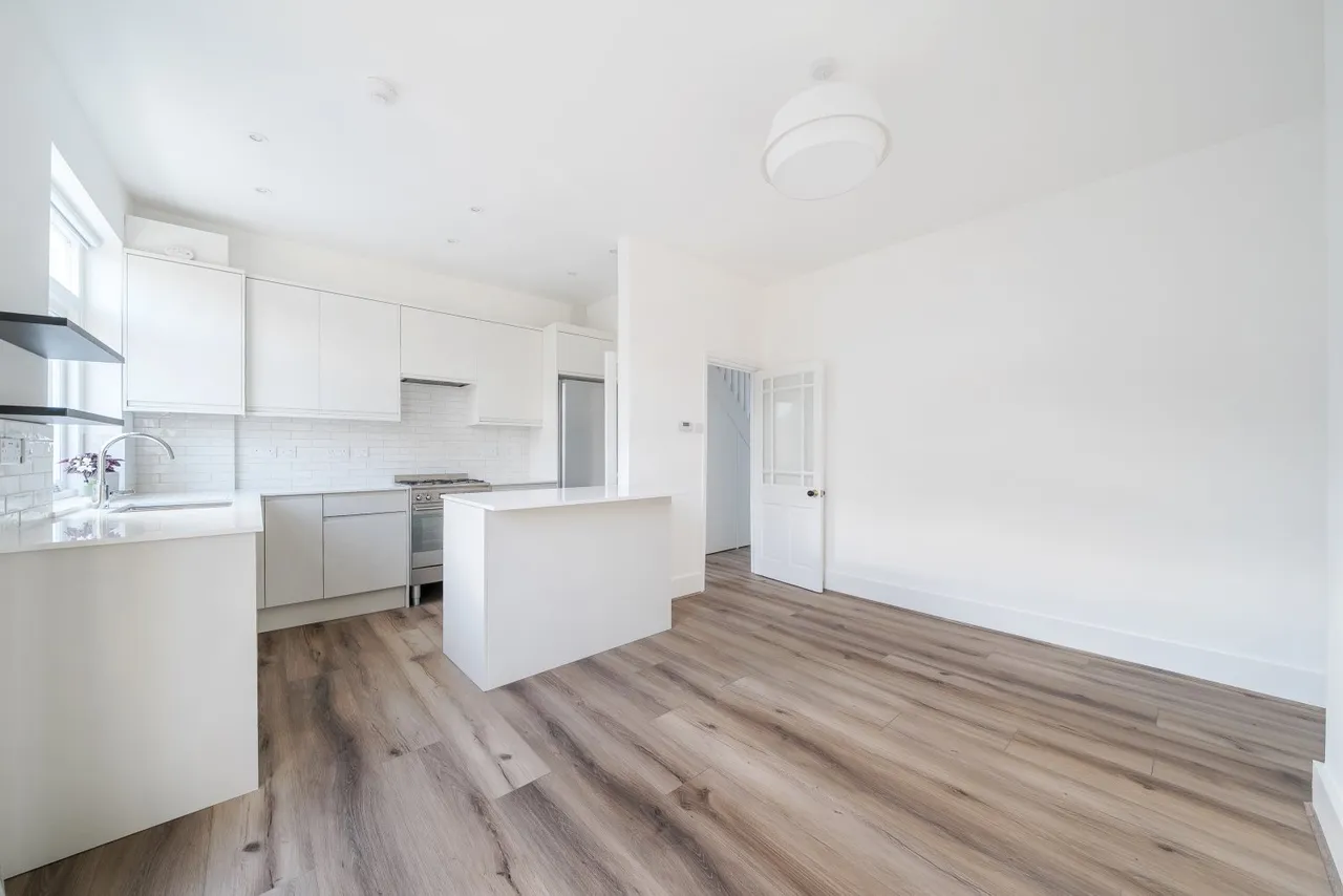 Mayhill Road, London, SE7, photo 2