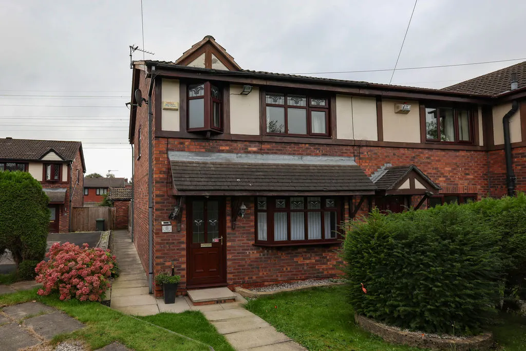 3 bed house for sale, Murrayfield, Rochdale, OL11