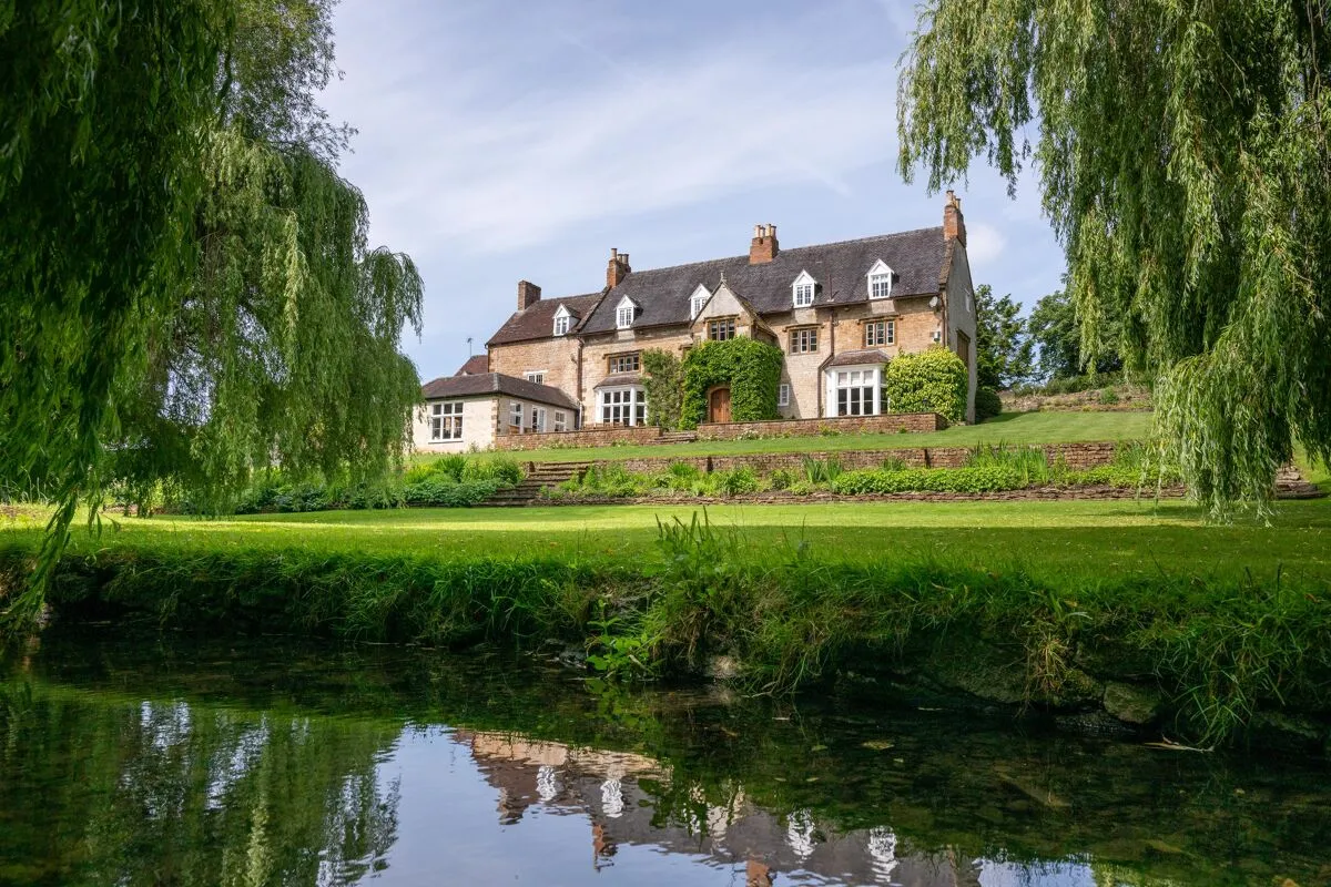 6 bed house for sale, Combrook, Warwick, CV35