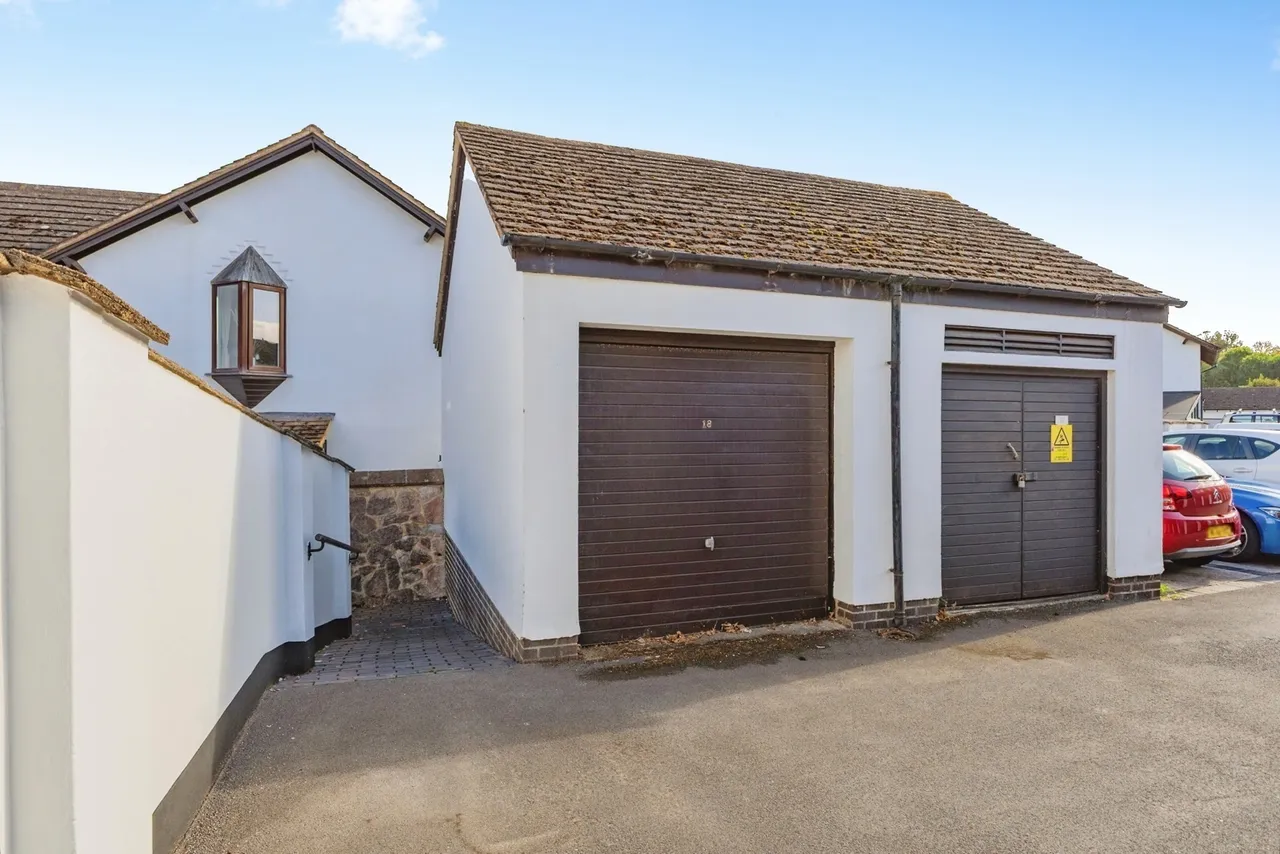 Clovelly Rise, Dawlish, EX7, photo 17