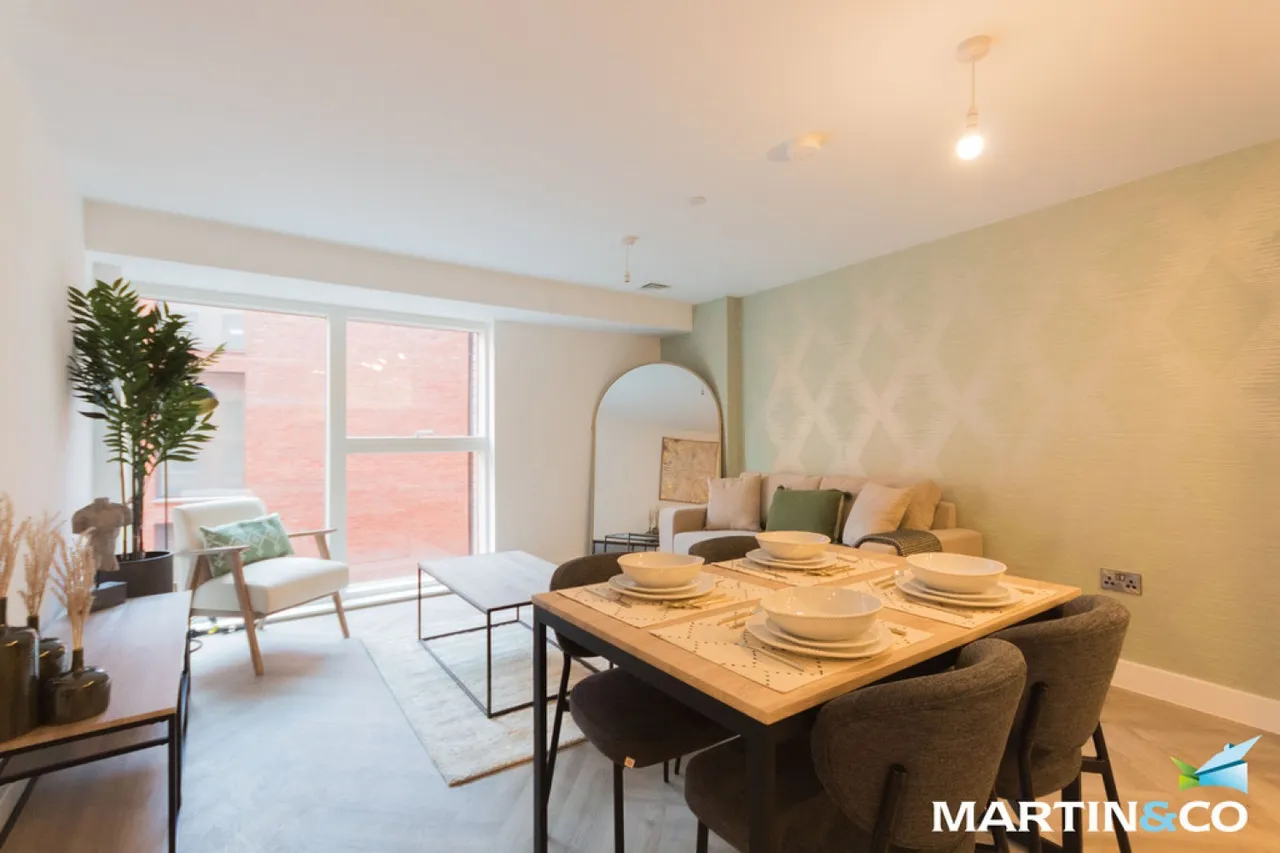 1 bed flat to rent — Chapmans Yard, Upper Gough Street, Birmingham, B1