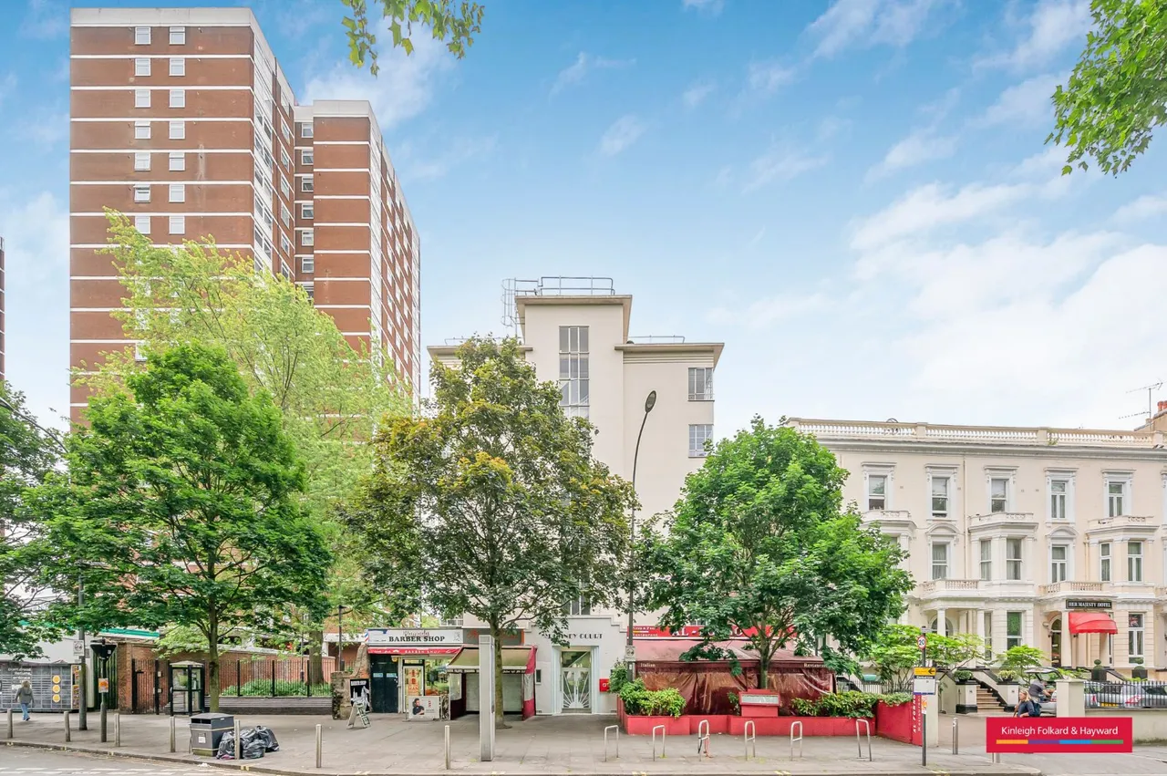 Shepherds Bush Green, London, W12, photo 5