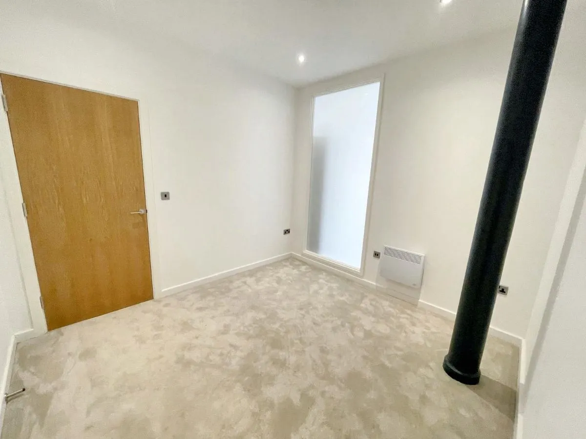 Lower Vickers Street, Manchester, M40, photo 15