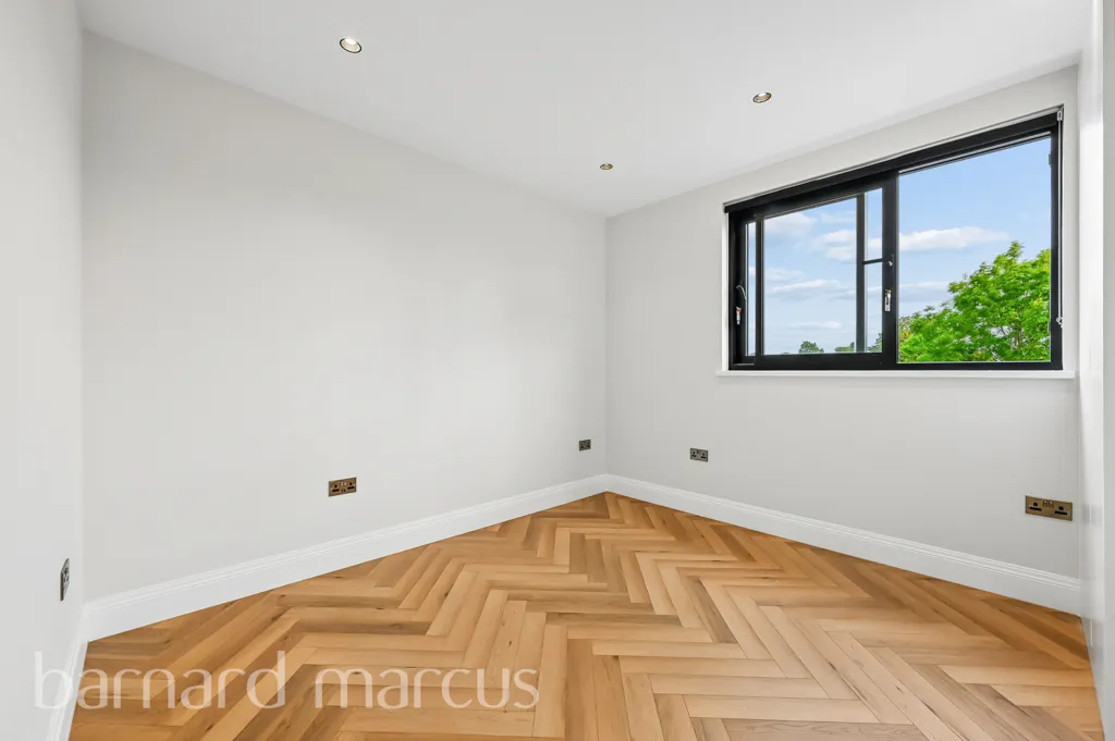 Hazelwood Avenue, Morden, SM4, photo 4
