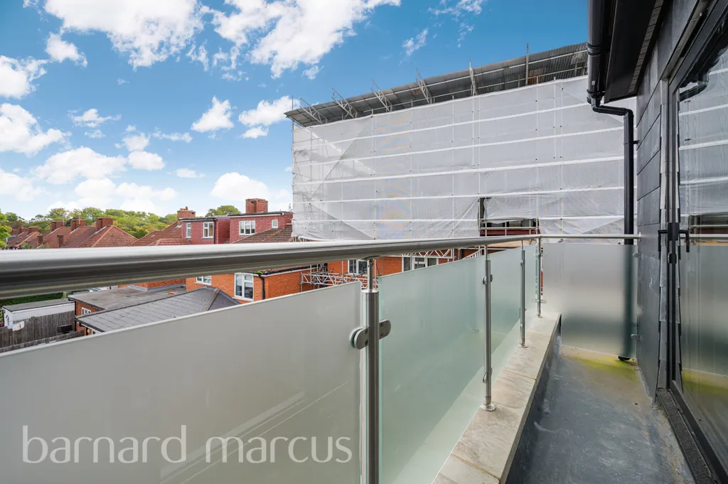 Hazelwood Avenue, Morden, SM4, photo 5