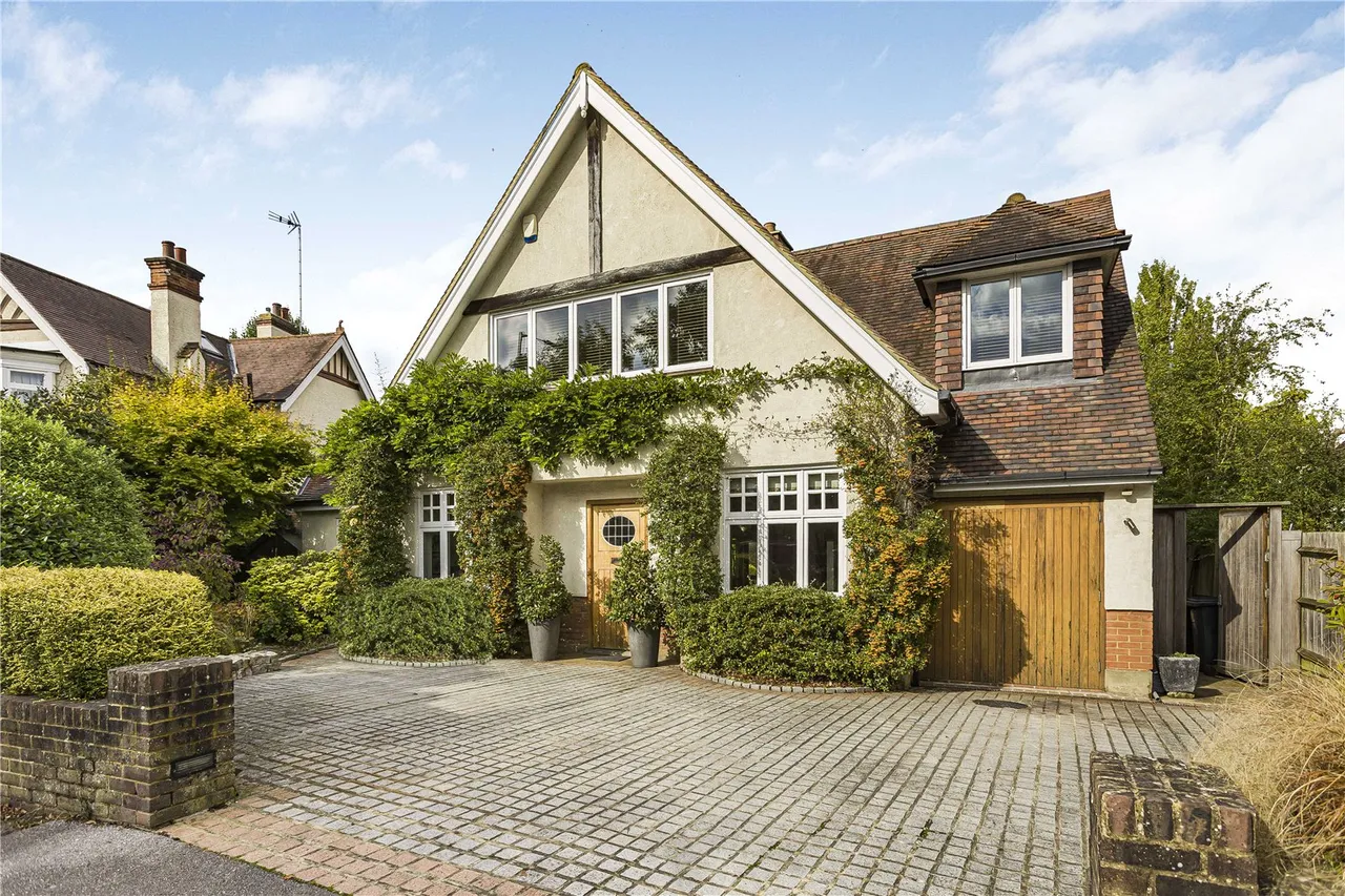 4 bed house for sale — Crescent West, Hadley Wood, EN4 0EJ