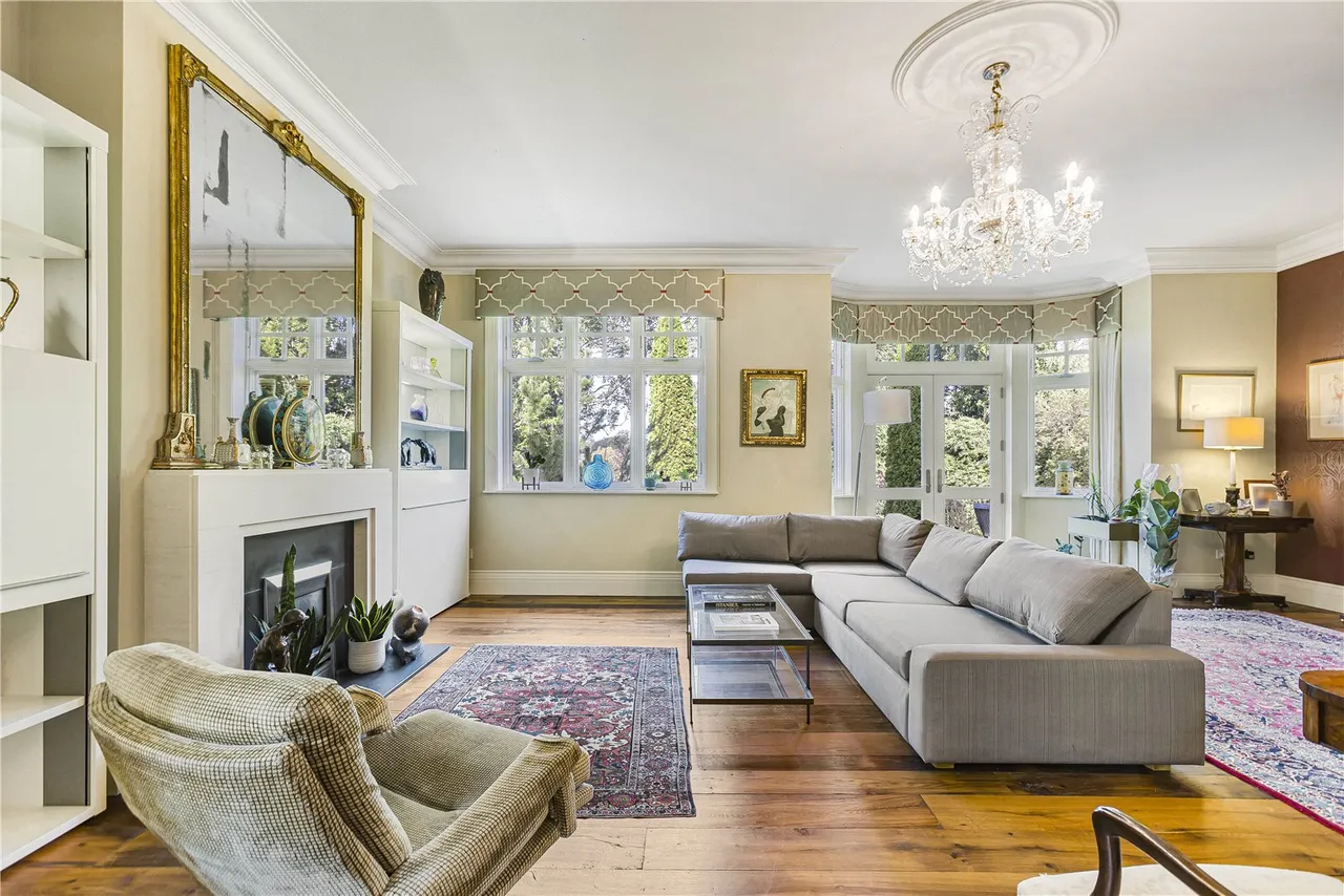 Crescent West, Hadley Wood, EN4 0EJ, photo 8