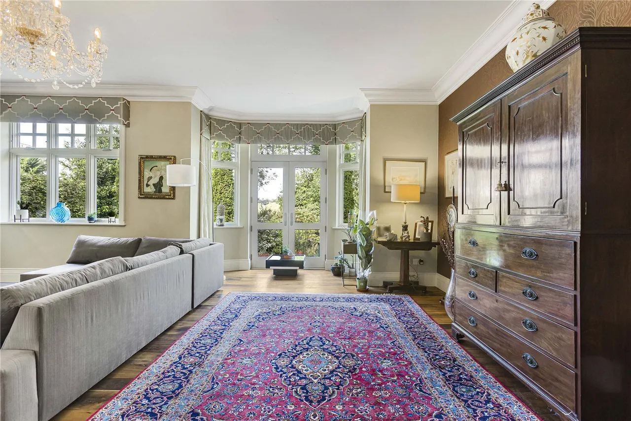 Crescent West, Hadley Wood, EN4 0EJ, photo 6