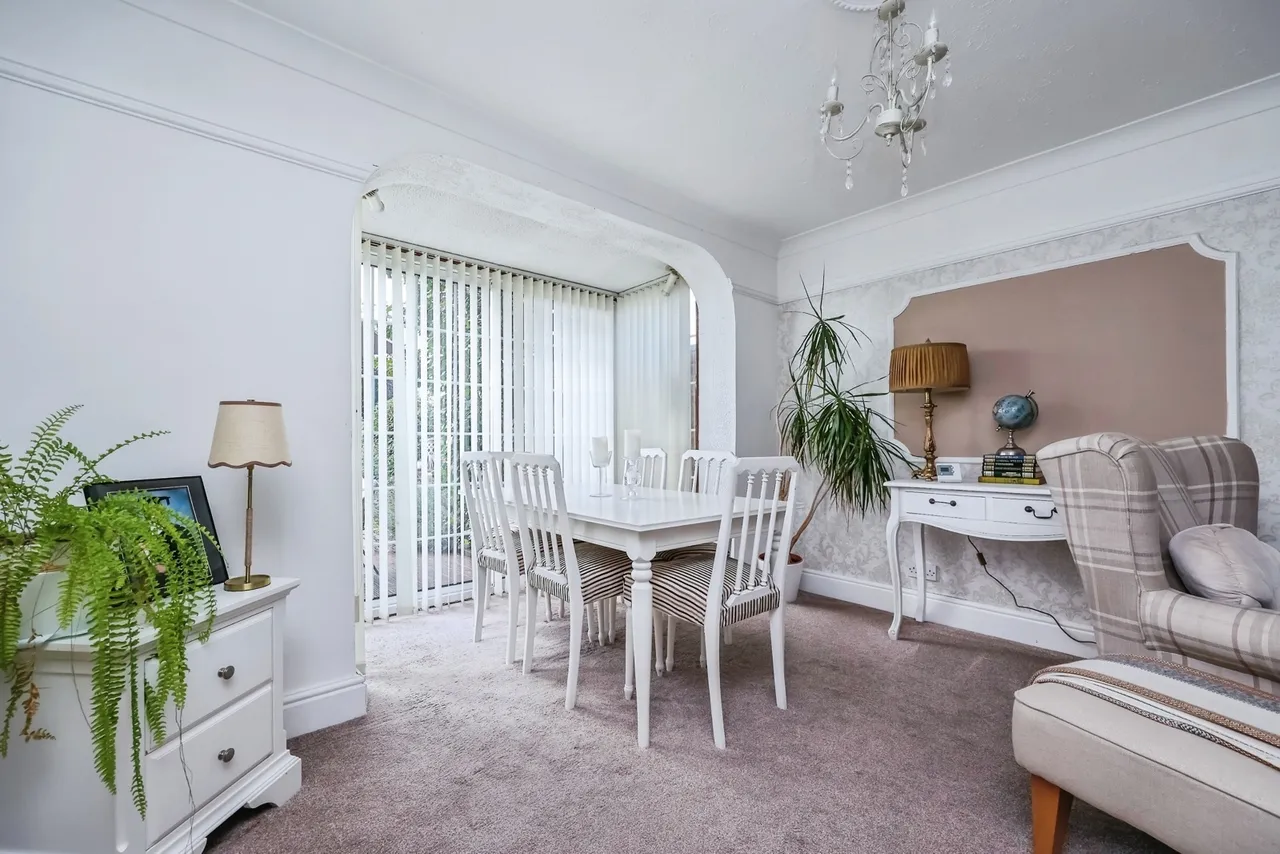 Farnborough Road, Clifton, NG11, photo 7