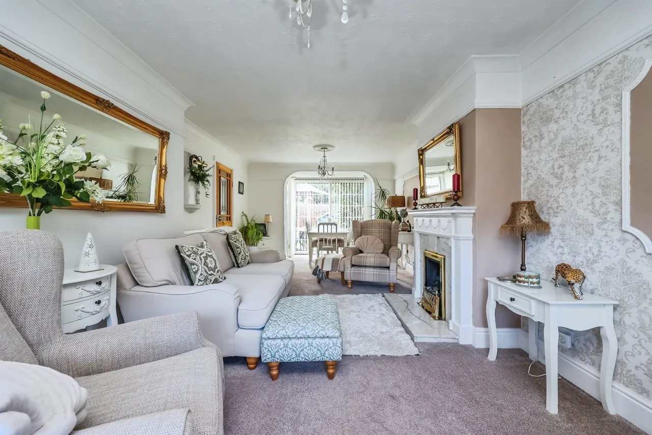 Farnborough Road, Clifton, NG11, photo 9