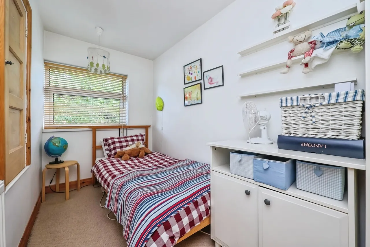 Farnborough Road, Clifton, NG11, photo 18