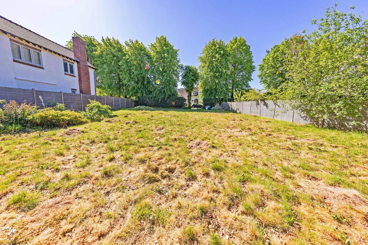 Land at, Grantham Avenue, Stockton Heath, Warrington, WA4 6PF, photo 6
