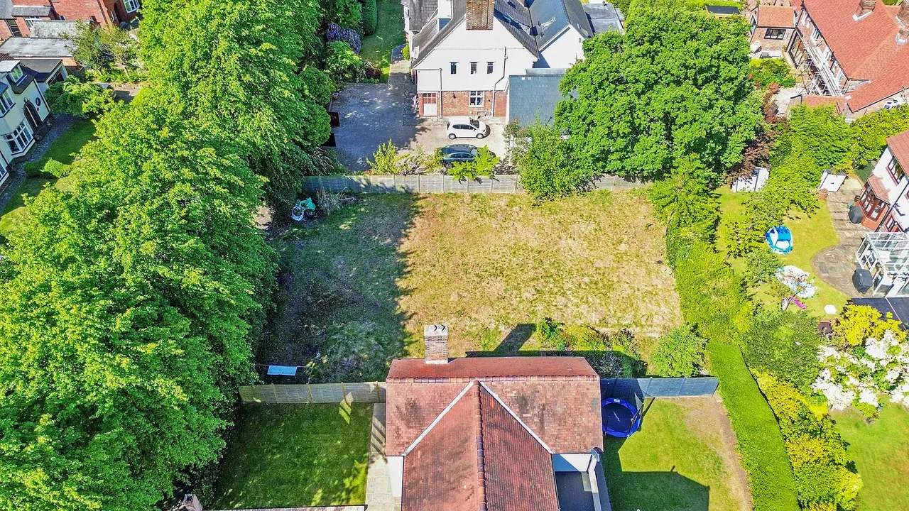 Land at, Grantham Avenue, Stockton Heath, Warrington, WA4 6PF, photo 4