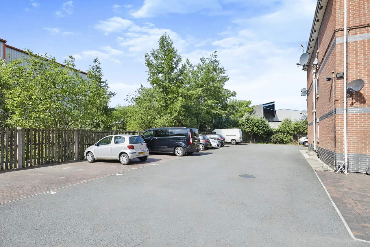 Jackdaw Close, Derby, DE22, photo 13