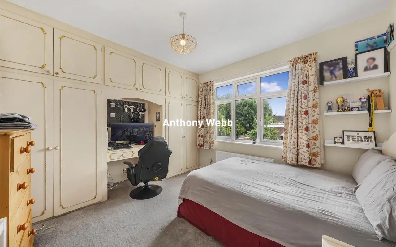 The Mall, Southgate, N14, photo 12