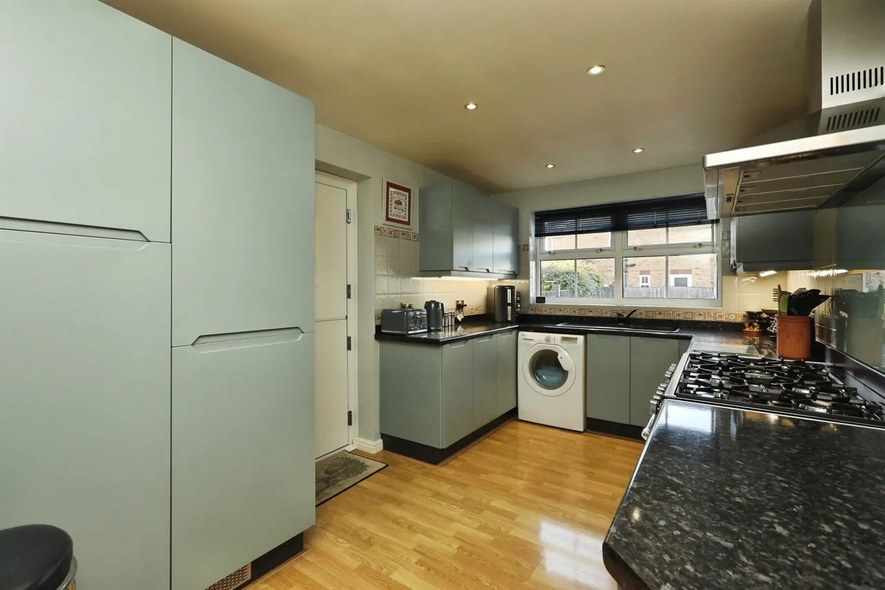 Marbeck Close, Dinnington, Sheffield, photo 6