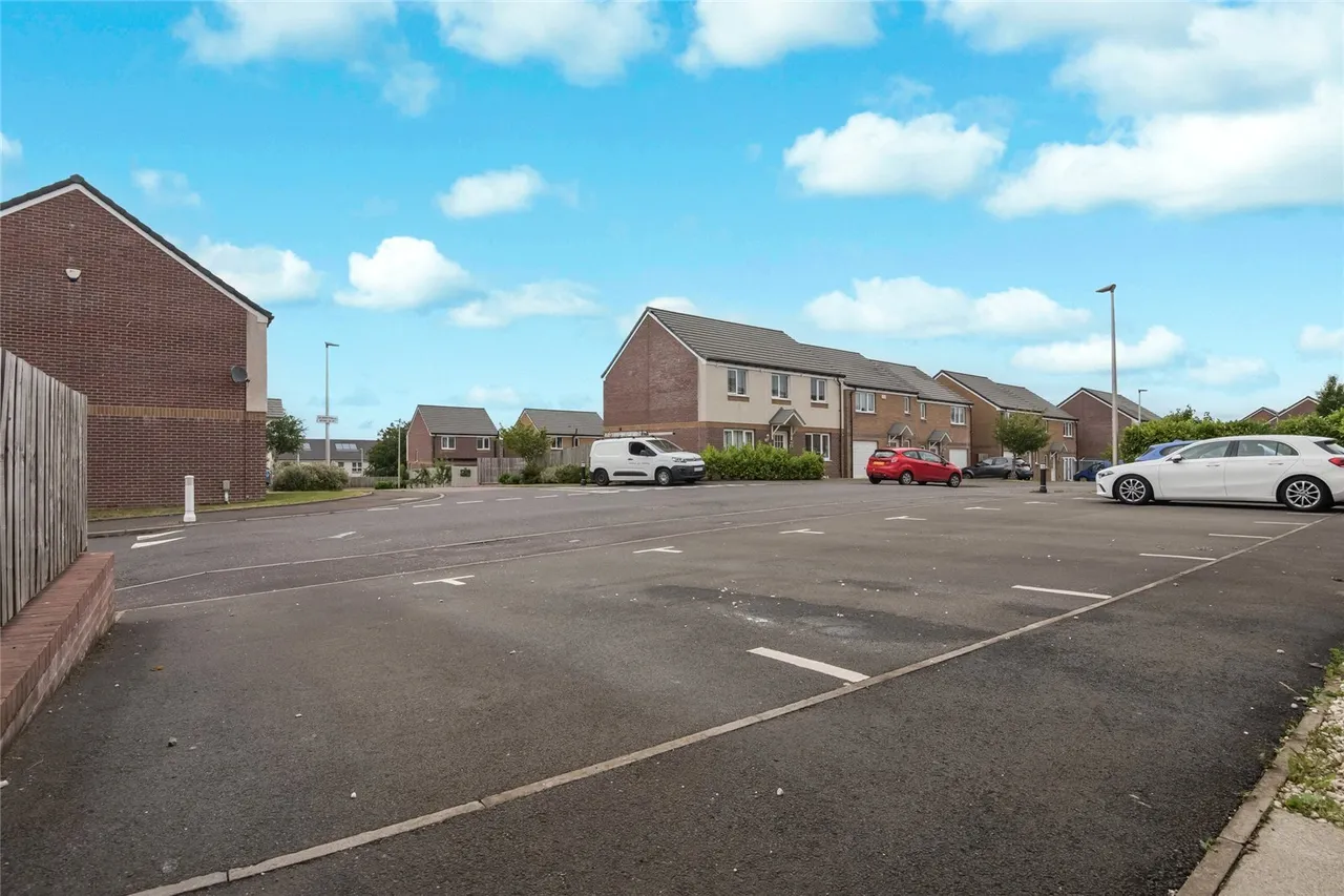 Gilbertfield Wynd, Cambuslang, Lanarkshire, G72, photo 20