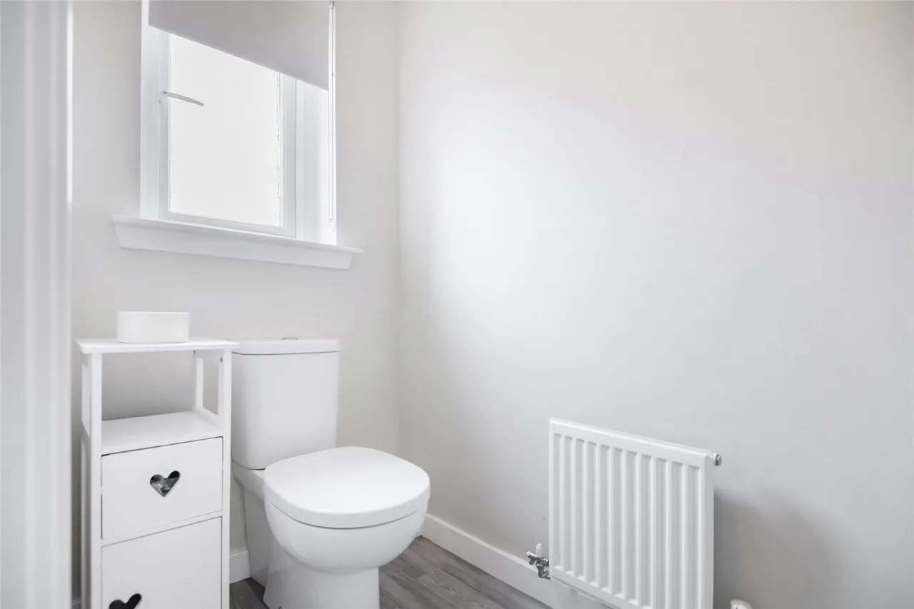 Gilbertfield Wynd, Cambuslang, Lanarkshire, G72, photo 8
