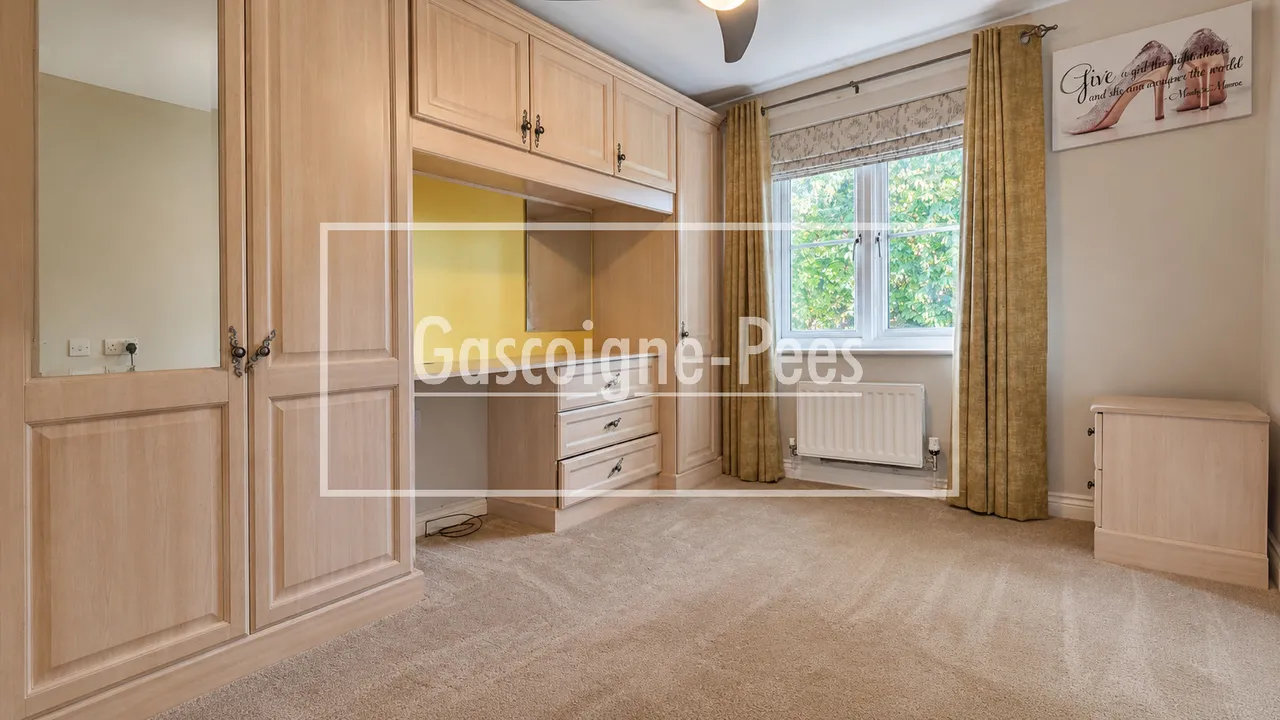 London Road, Guildford, GU1, photo 4