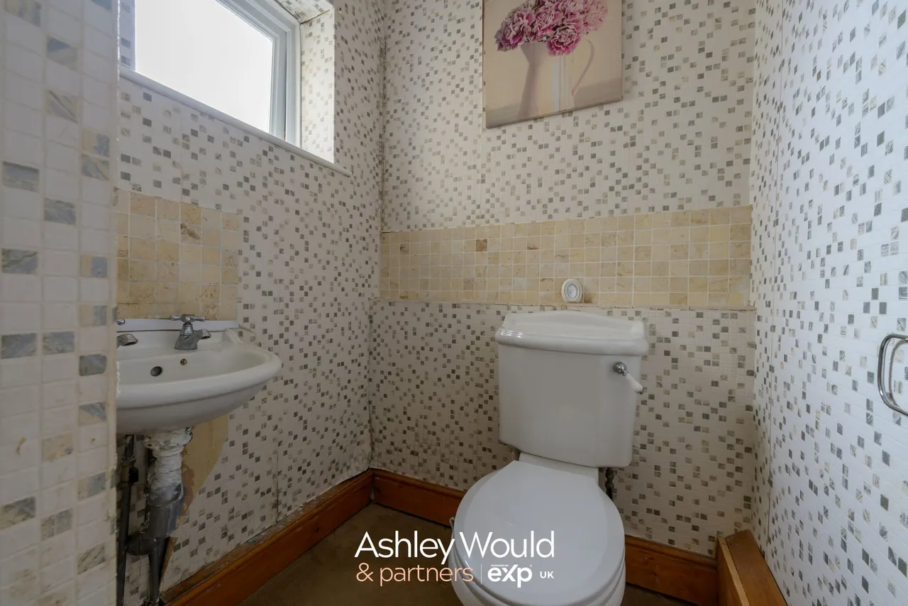 Windsor Close, Halesowen, B63, photo 8