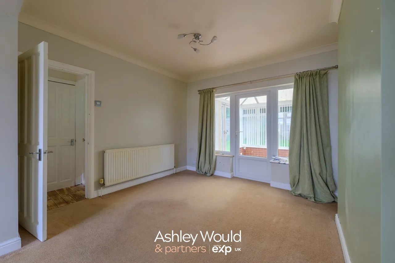 Windsor Close, Halesowen, B63, photo 4
